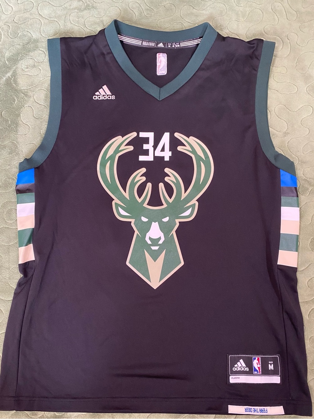 Giannis Antetokounmpo Milwaukee Bucks NBA Jersey adidas Adult Medium black, #34